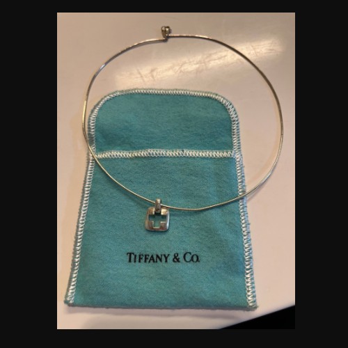 ティファニー オープン クロス ネックレス