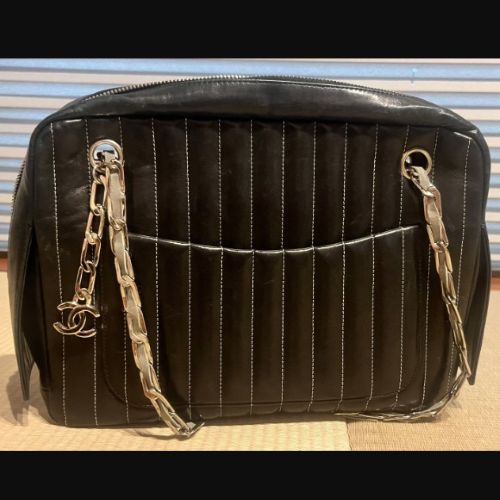 シャネルニューマドモアゼルチェーンショルダー