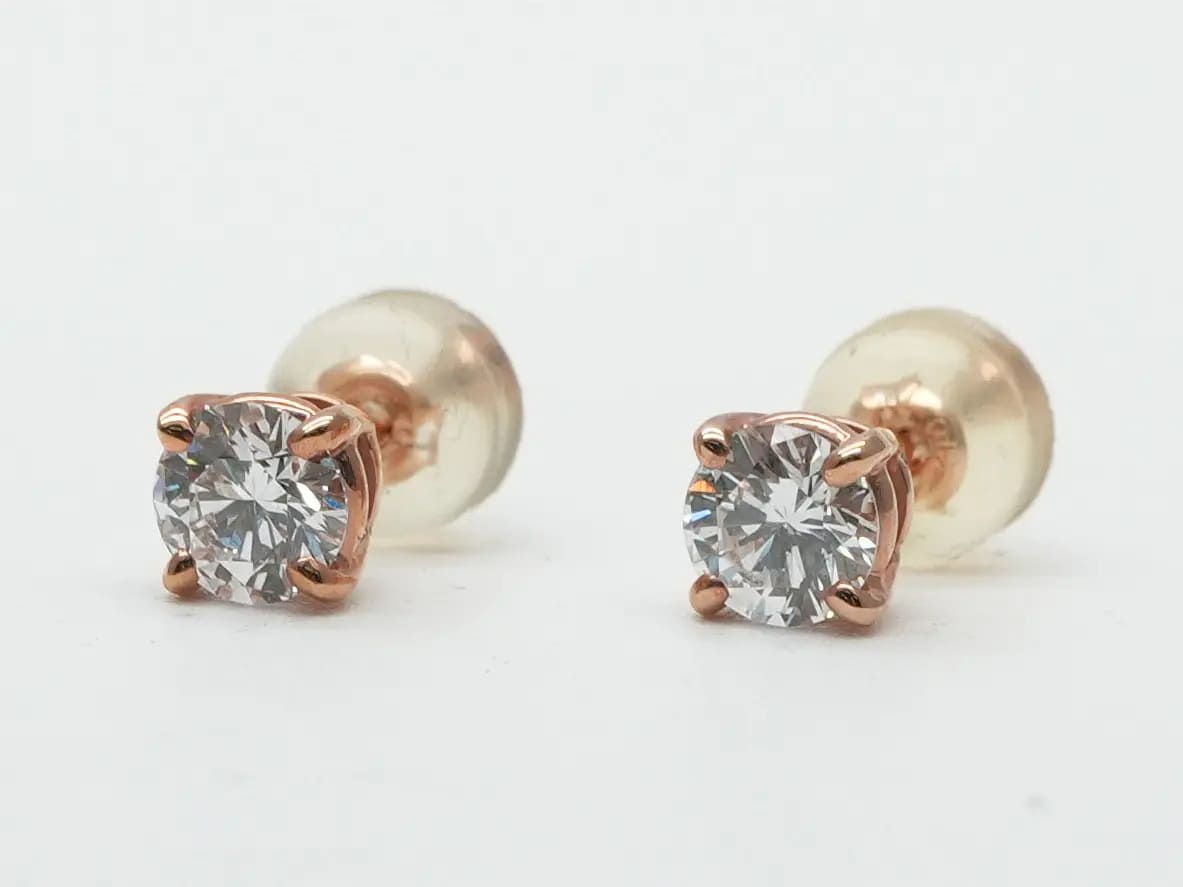 ダイヤ ピアス K18 0.304ct 0.307ct