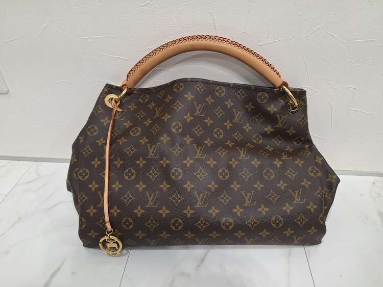 ウリドキ　ルイ・ヴィトン2