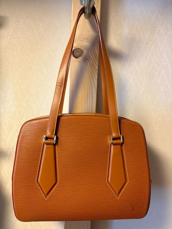 ブランドバッグ エピ ショルダーバッグ 美品