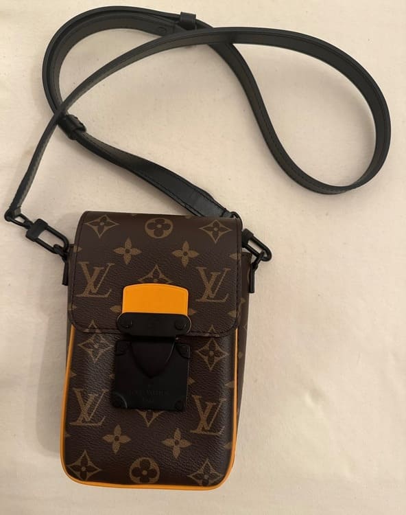 ブランドバッグ モノグラム・マカサー 美品