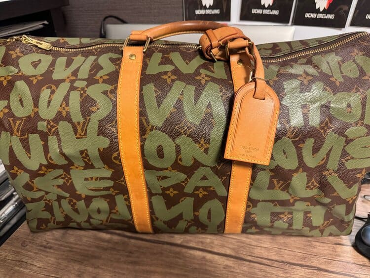 ブランドバッグ モノグラムグラフィティ 美品