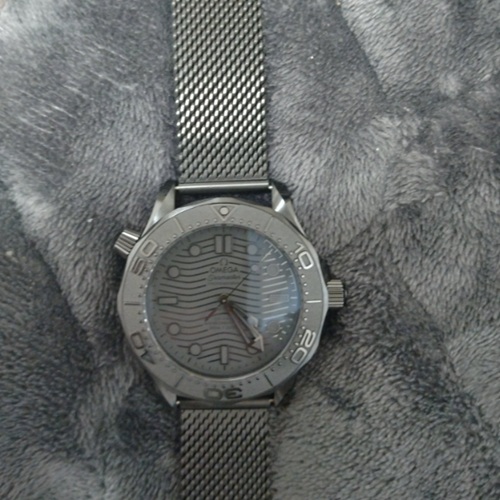 オメガ　シーマスターダイバー300