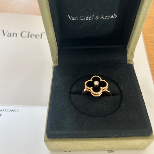 ヴァンクリーフ＆アーペル アルハンブラ リング K18YG/オニキ